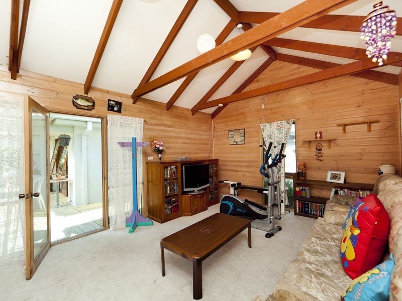 5 McDowall Place, Kambah ACT 2902