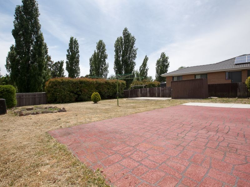 17 Keverstone Circuit, Isabella Plains ACT 2905