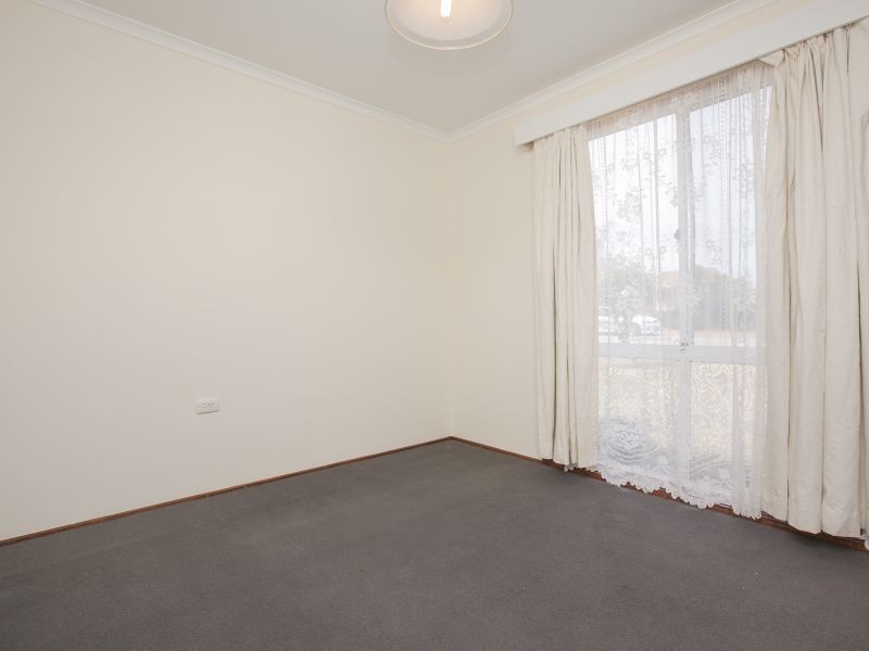 17 Keverstone Circuit, Isabella Plains ACT 2905
