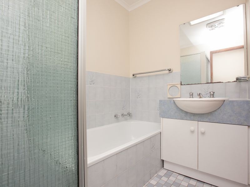 17 Keverstone Circuit, Isabella Plains ACT 2905