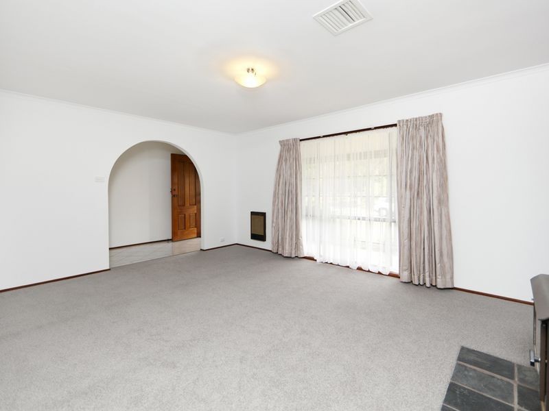 10 Newman Morris Circuit, Oxley ACT 2903