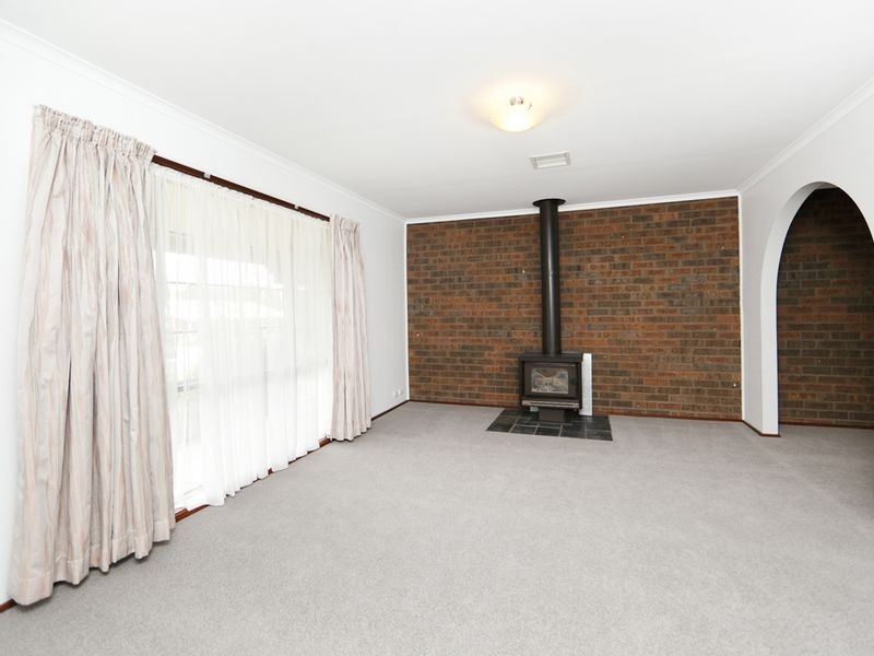 10 Newman Morris Circuit, Oxley ACT 2903