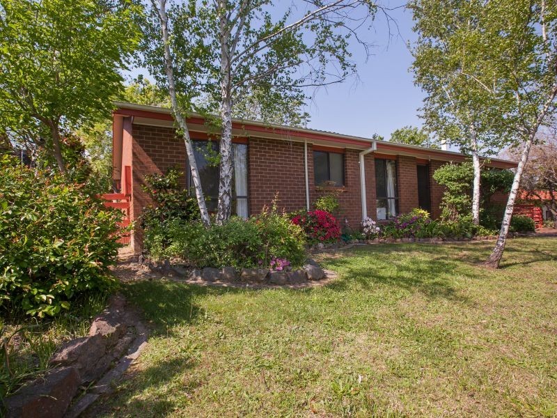 33 Coningham Street, Gowrie ACT 2904