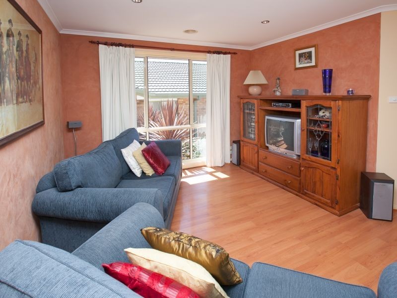 66 Clem Hill Street, Gordon ACT 2906