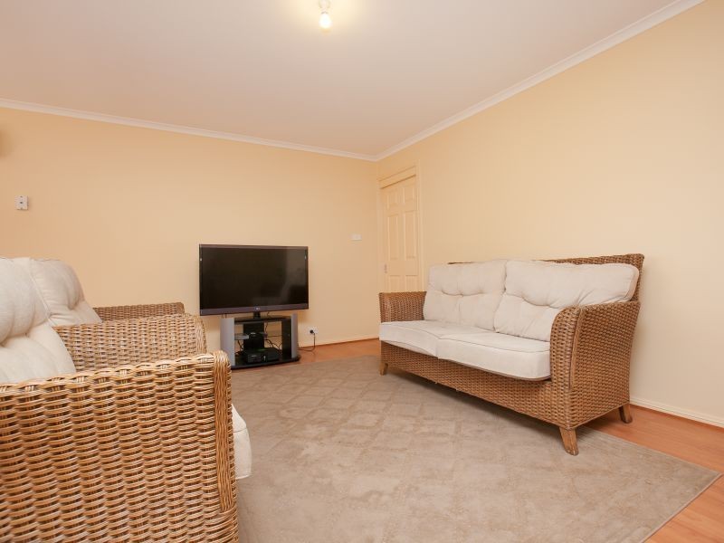 66 Clem Hill Street, Gordon ACT 2906