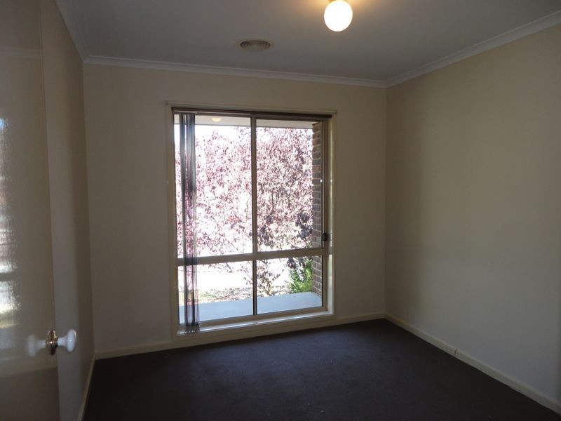 94 Charterisville Street, Conder ACT 2906
