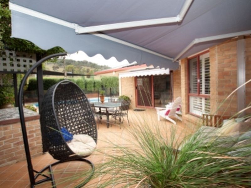 10 Whiteley Street, Conder ACT 2906