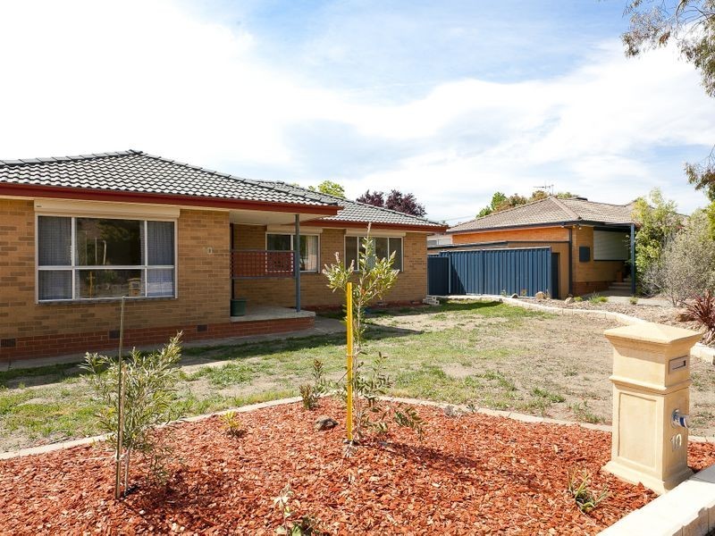 10 Ferrett Circuit, Kambah ACT 2902