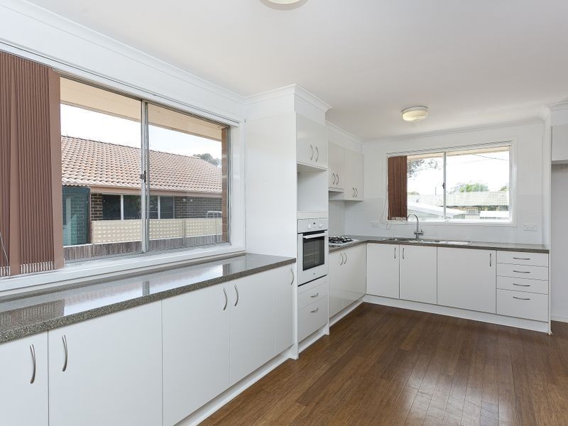 10 Ferrett Circuit, Kambah ACT 2902