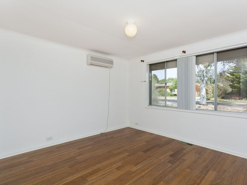 10 Ferrett Circuit, Kambah ACT 2902