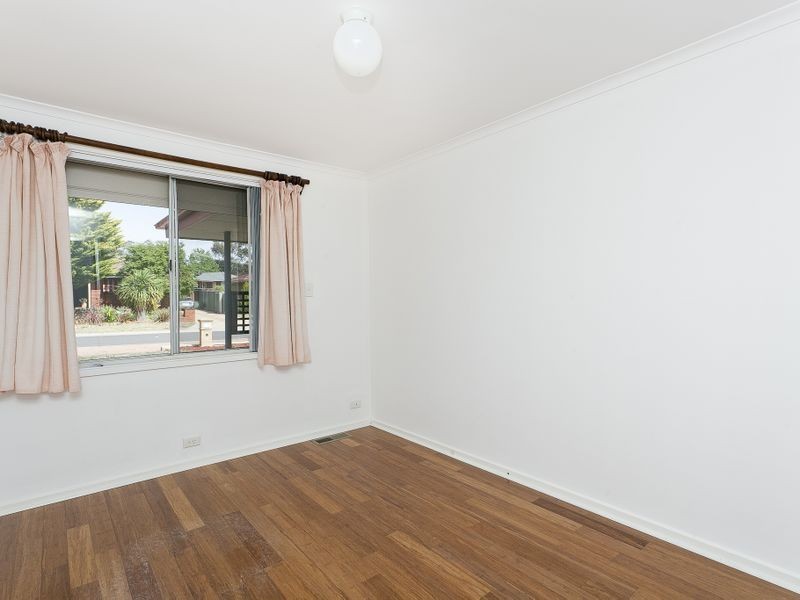 10 Ferrett Circuit, Kambah ACT 2902