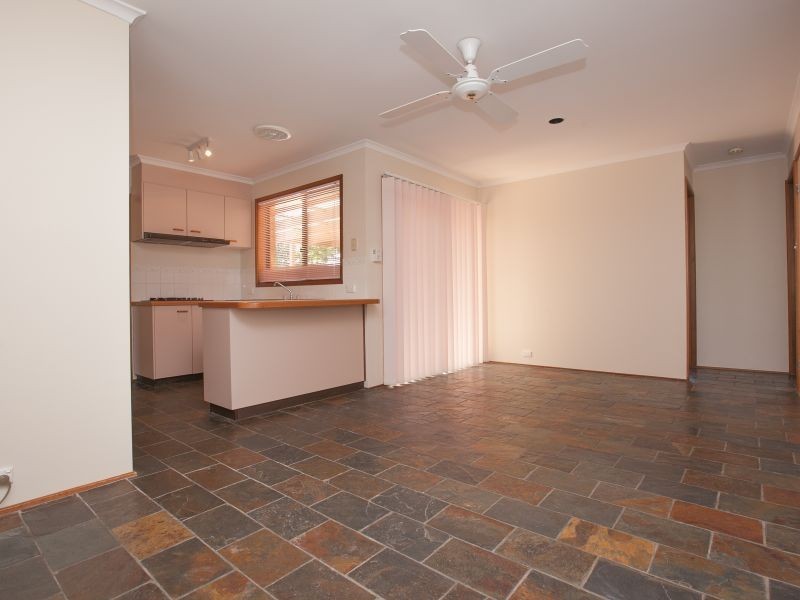 52 Tewksbury Crescent, Theodore ACT 2905