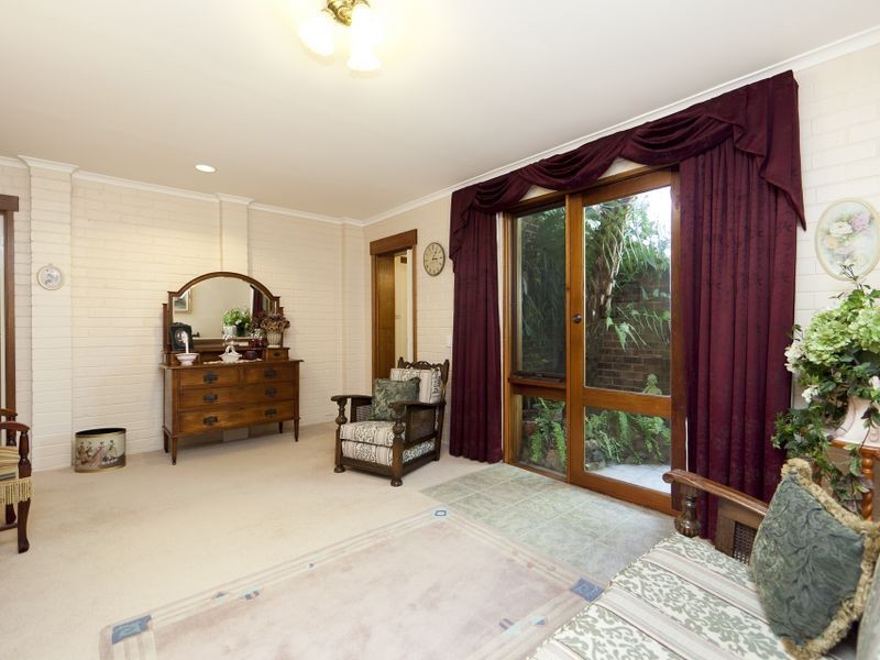 376 Bugden Avenue, Fadden ACT 2904