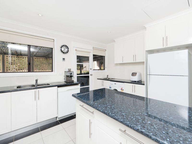 8 Lyall Crescent, Kambah ACT 2902