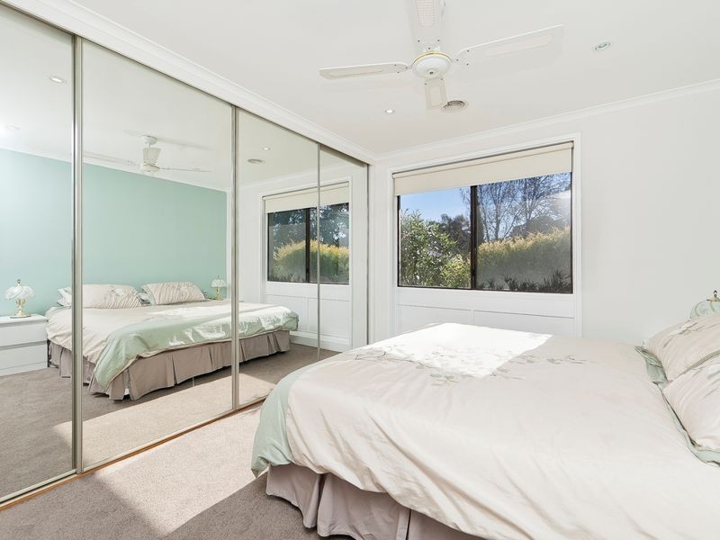 8 Lyall Crescent, Kambah ACT 2902