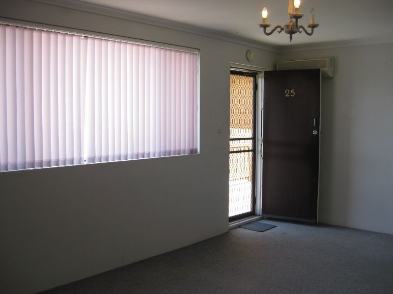 25/30 River Street, Oaks Estate ACT 2620
