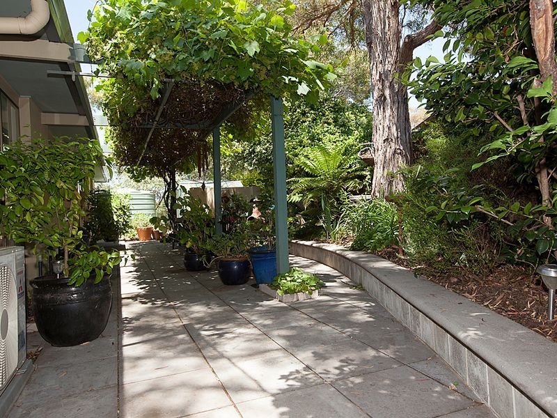 18 Duffus Place, Wanniassa ACT 2903