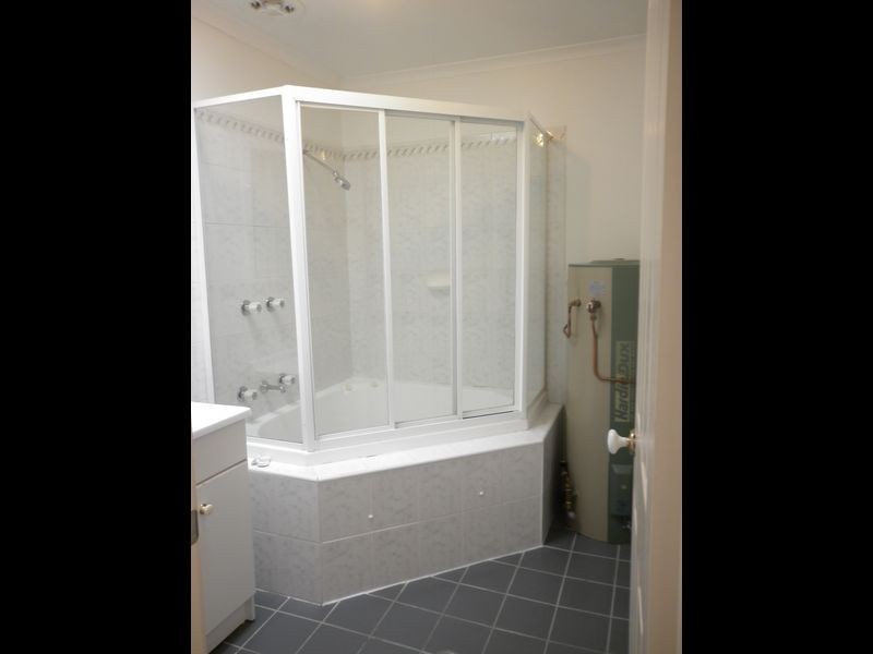 8/41 Leahy Close, Narrabundah ACT 2604