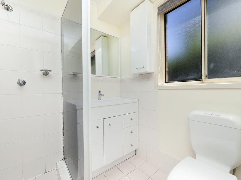 12 Lewis Luxton Avenue, Gordon ACT 2906