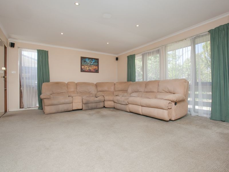 27 McBryde Crescent, Wanniassa ACT 2903