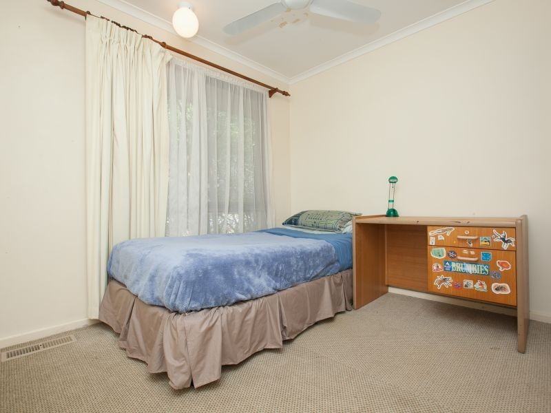 27 McBryde Crescent, Wanniassa ACT 2903