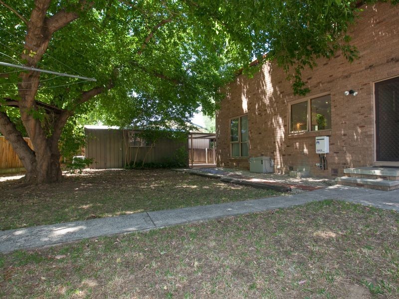 27 McBryde Crescent, Wanniassa ACT 2903