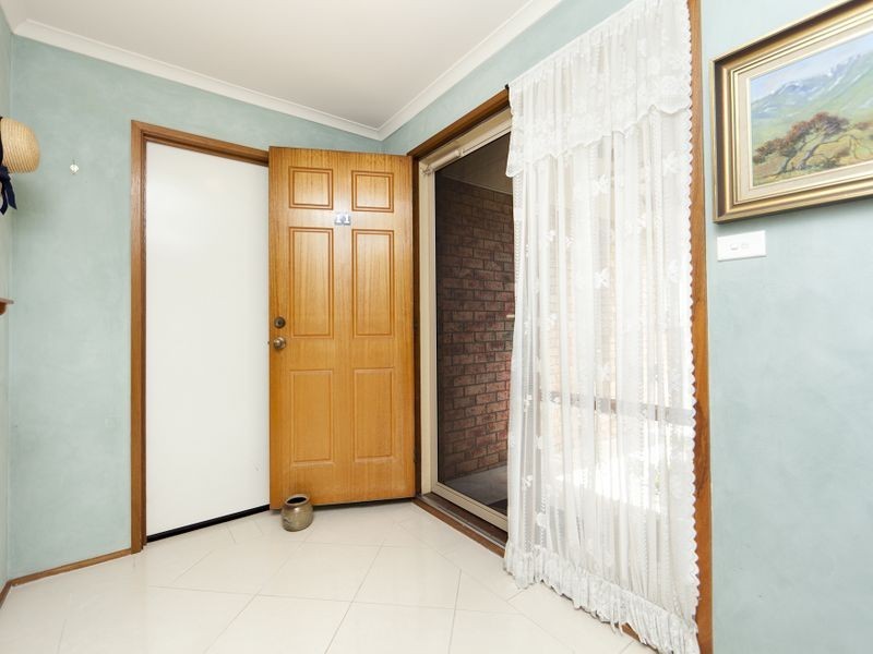 11 Hickson Place, Monash ACT 2904