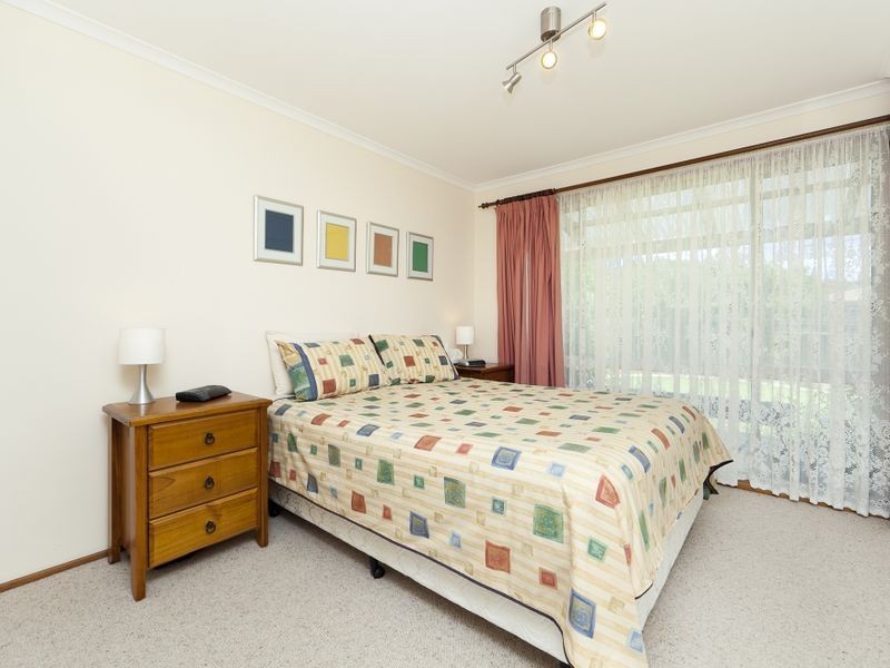 11 Hickson Place, Monash ACT 2904
