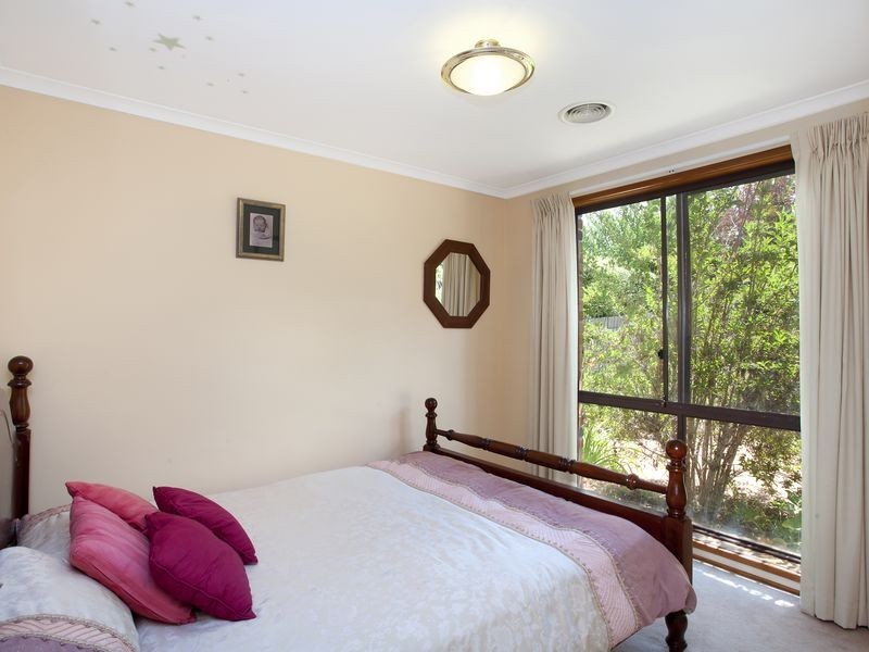32 Fred Lane Crescent, Gordon ACT 2906