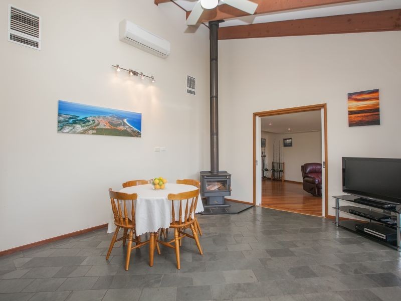 4 Latchford Crescent, Theodore ACT 2905