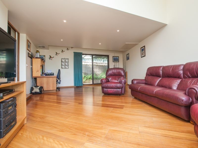4 Latchford Crescent, Theodore ACT 2905