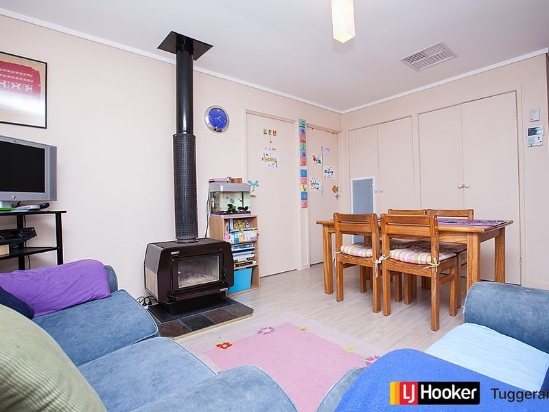 6 Lazarus Place, Wanniassa ACT 2903