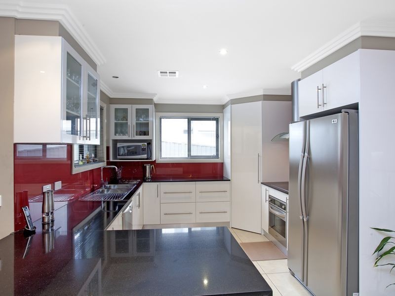 6 Shylie Rymill Street, Bonython ACT 2905