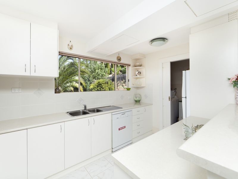 9 Sparkes Close, Fadden ACT 2904