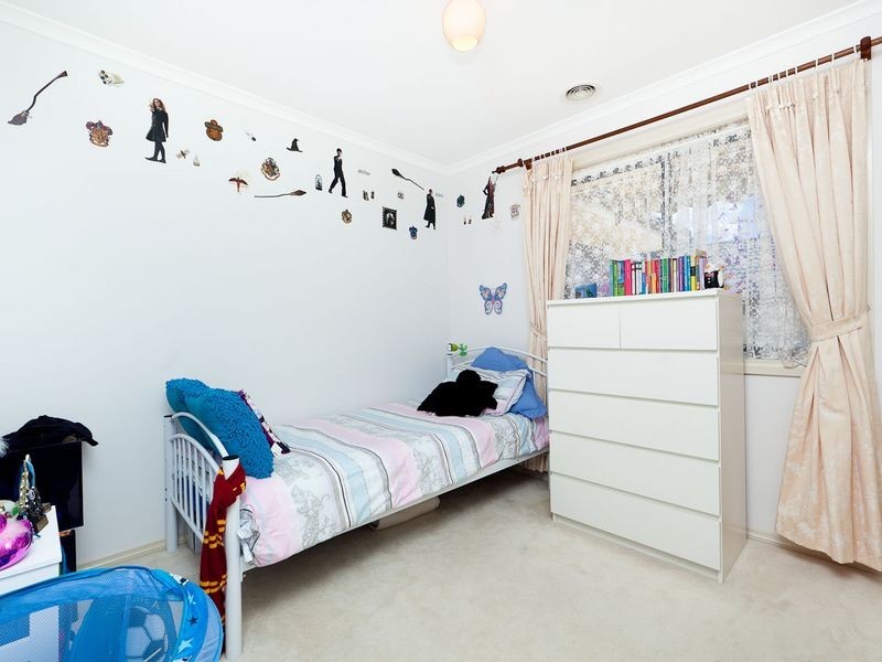 23 Rollins Place, Gordon ACT 2906