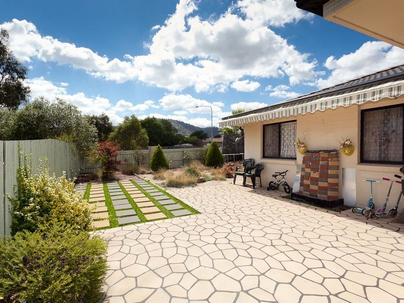 23 Rollins Place, Gordon ACT 2906