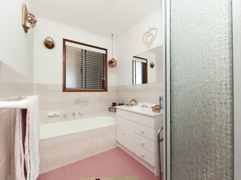 99 Outtrim Avenue, Calwell ACT 2905