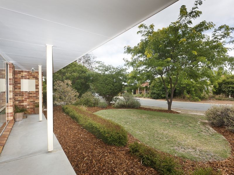 9 McLuckie Crescent, Banks ACT 2906