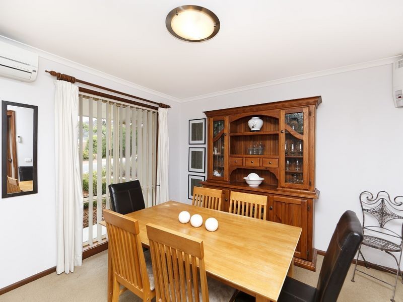 9 McLuckie Crescent, Banks ACT 2906