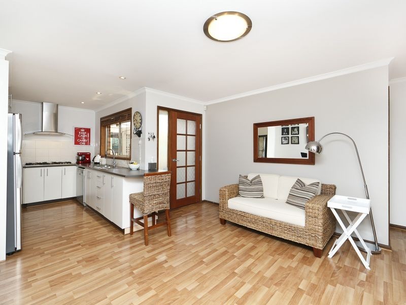 9 McLuckie Crescent, Banks ACT 2906