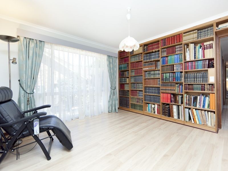 19 Nicklin Crescent, Fadden ACT 2904