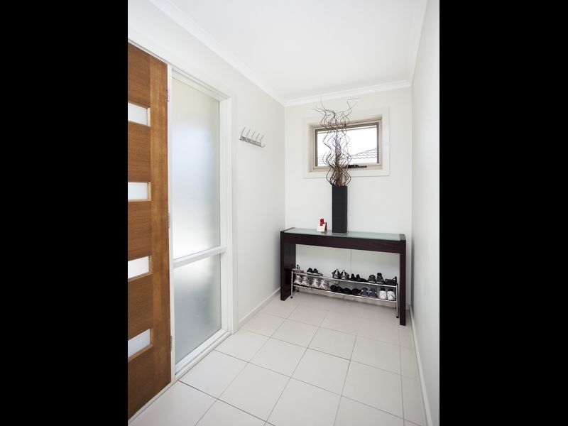 3/5 Waterloo Street, Queanbeyan NSW 2620