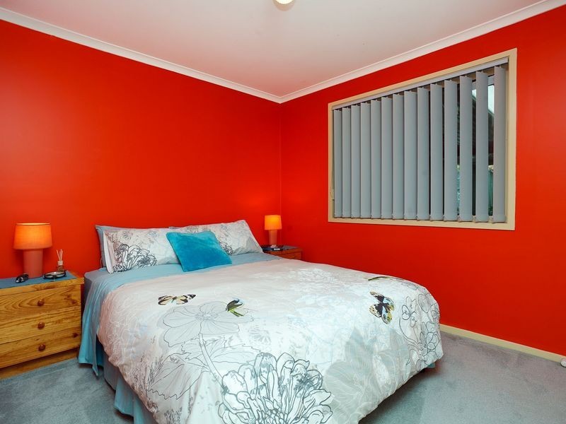 2 Sharman Place, Gordon ACT 2906