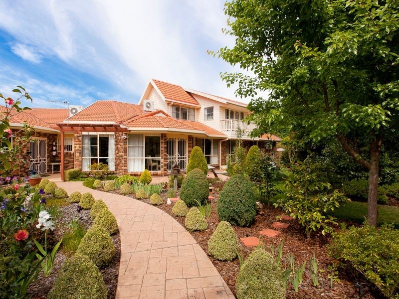 35 Chevalley Loop, Gordon ACT 2906