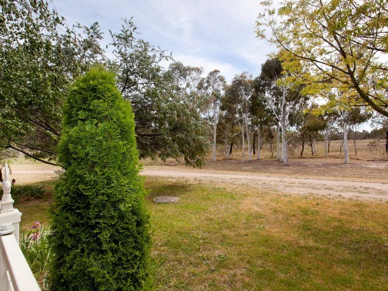 35 Chevalley Loop, Gordon ACT 2906