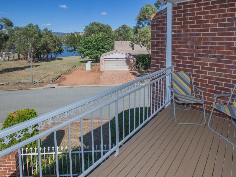 1/4 Clamp Place, Greenway ACT 2900