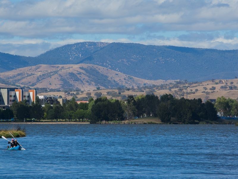 1/4 Clamp Place, Greenway ACT 2900