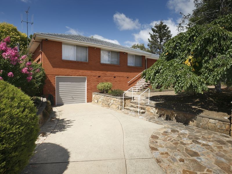 13 Mawson Drive, Mawson ACT 2607