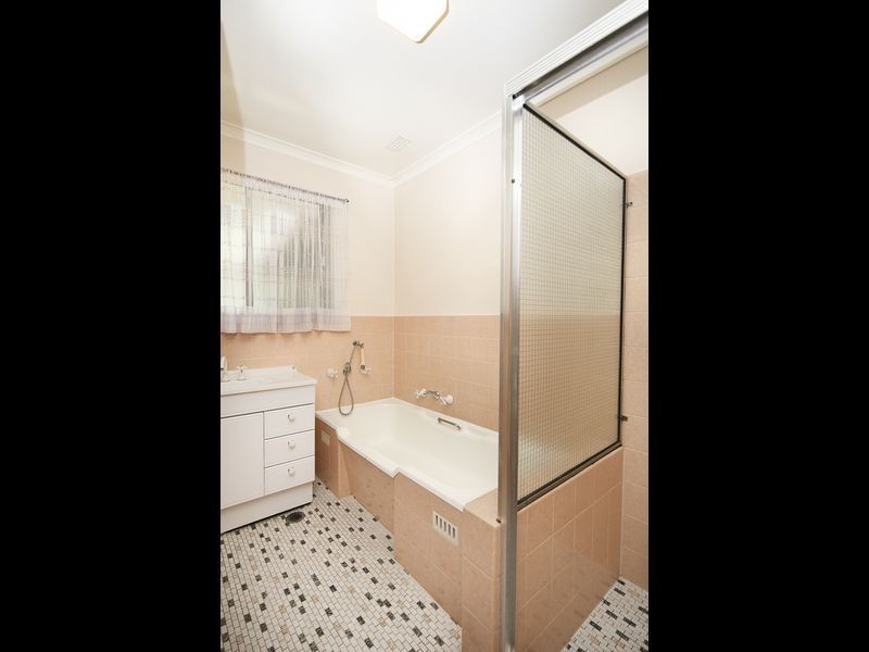 13 Mawson Drive, Mawson ACT 2607