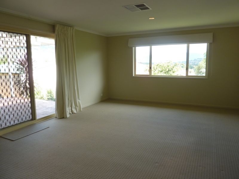 24 Russell Drysdale Crescent, Conder ACT 2906